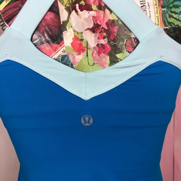 Lululemon Contrast V Neck X Cross Back Top - Picture 4 of 8